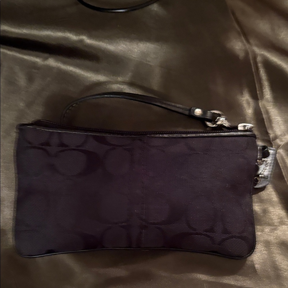 Coach Hampton signature canvas/python/leather carryall E0951-F13993 and wristlet - Picture 4 of 16